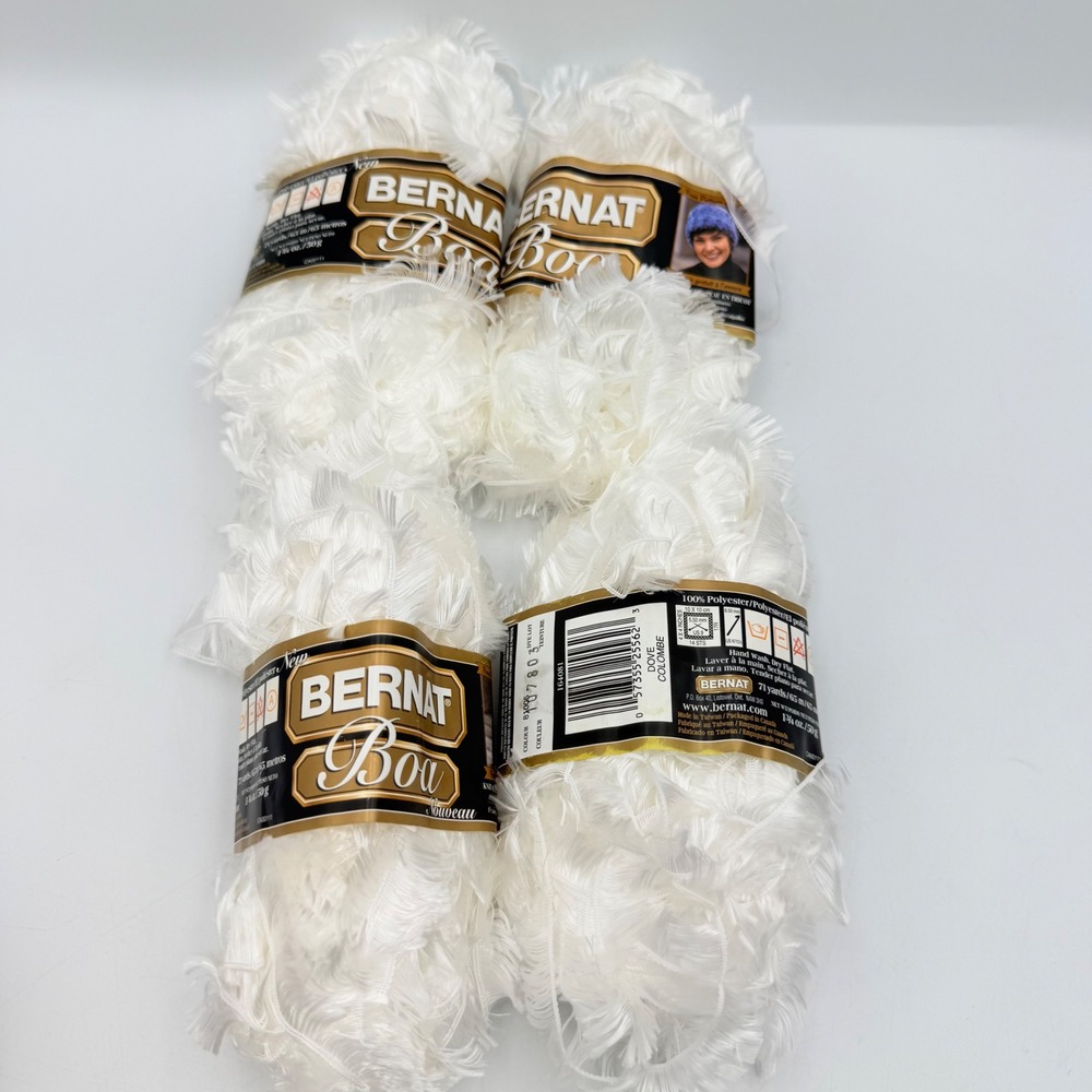 Bernat Boa Eyelash Yarn Dove White 100% Polyester 4 Skeins Bulk Lot 71yd Each